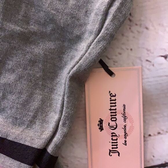 JUICY COUTURE CREW NECK SWEATSHIRT - Picture 5 of 7